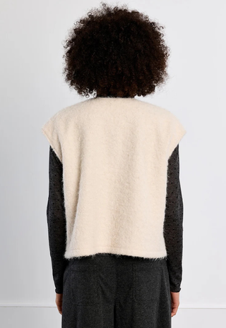 Young Ladies Woven Sleeveless Offwhite Jacket Molly Braken