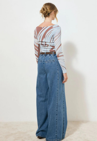Heirloom Floral Top MonRenn