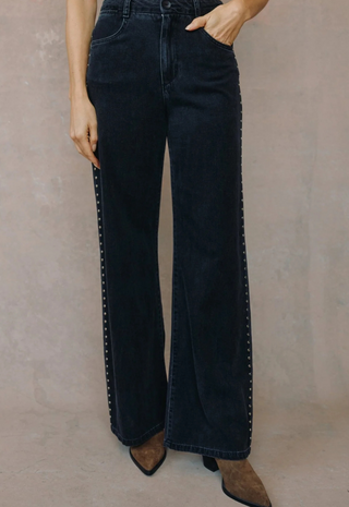 Anya Studded Vintage Jean Moon Shadow Wash Bell Dahl