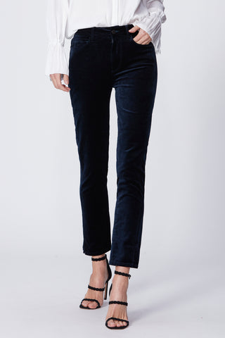 Cindy w/ Twisted Seam + Slit Paige